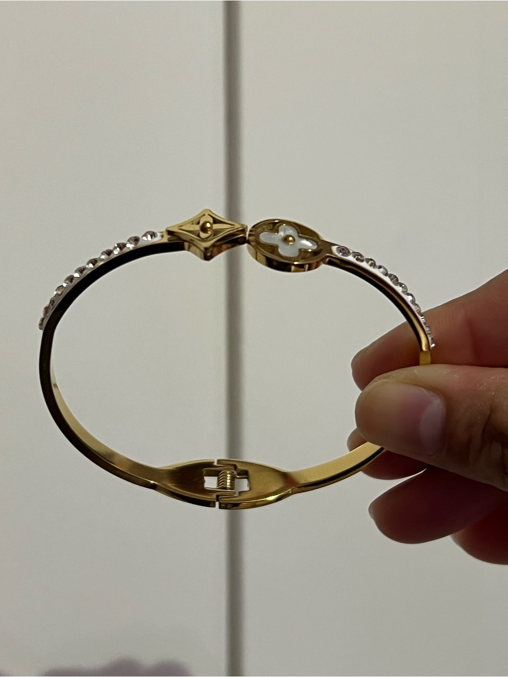 Gold-Tone Bracelet with White Enamel Motifs and Crystal Accents - Picture 4 of 5